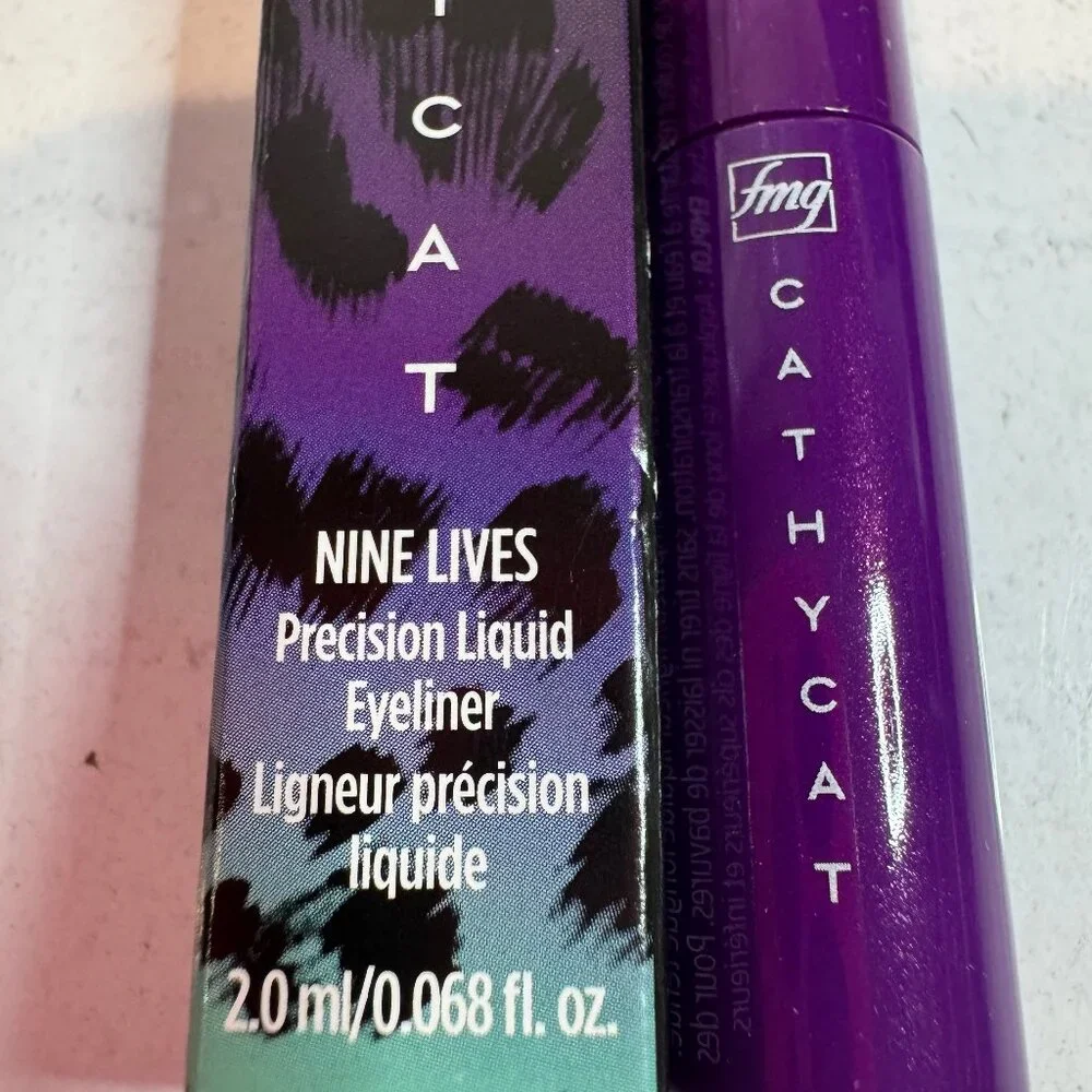 avon fmg CathyCat Nine Lives Precision Liquid Eyeliner blackest black 2.0 ml
